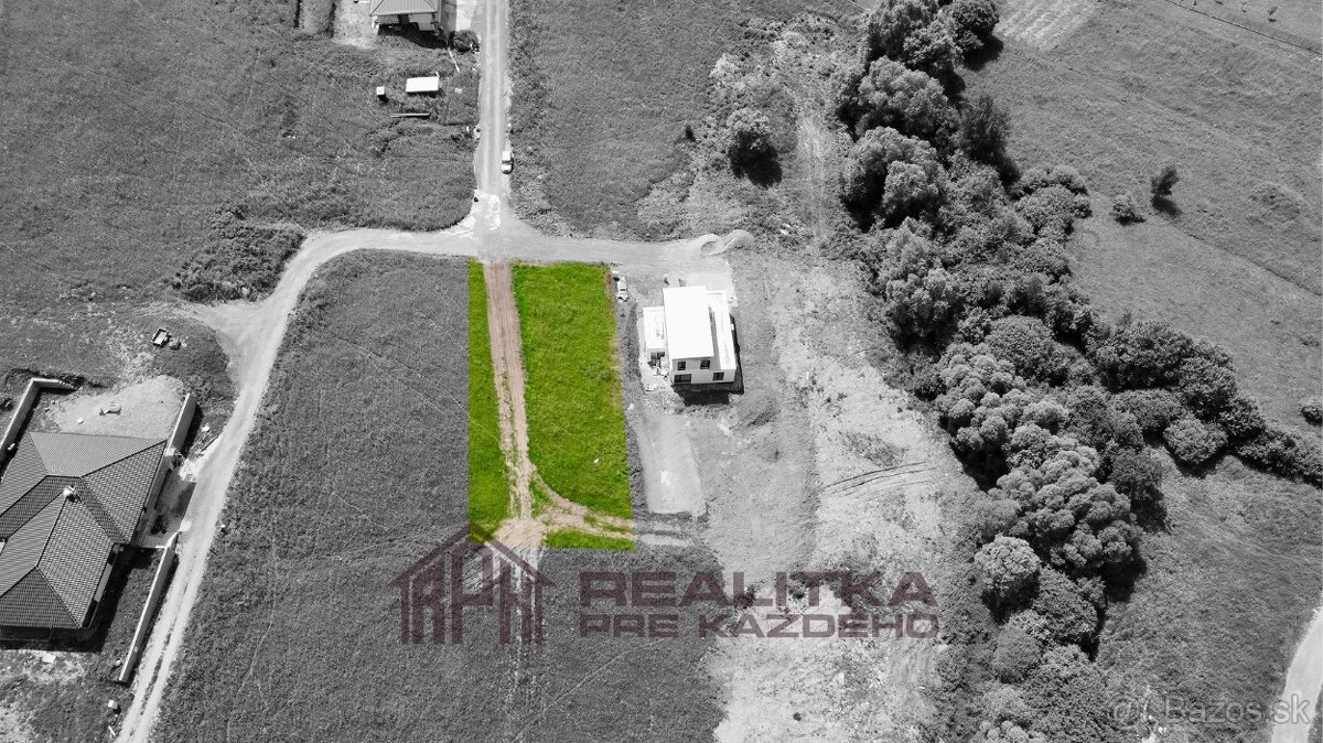 Tichý a slnečný stavebný pozemok Bitarová - 8