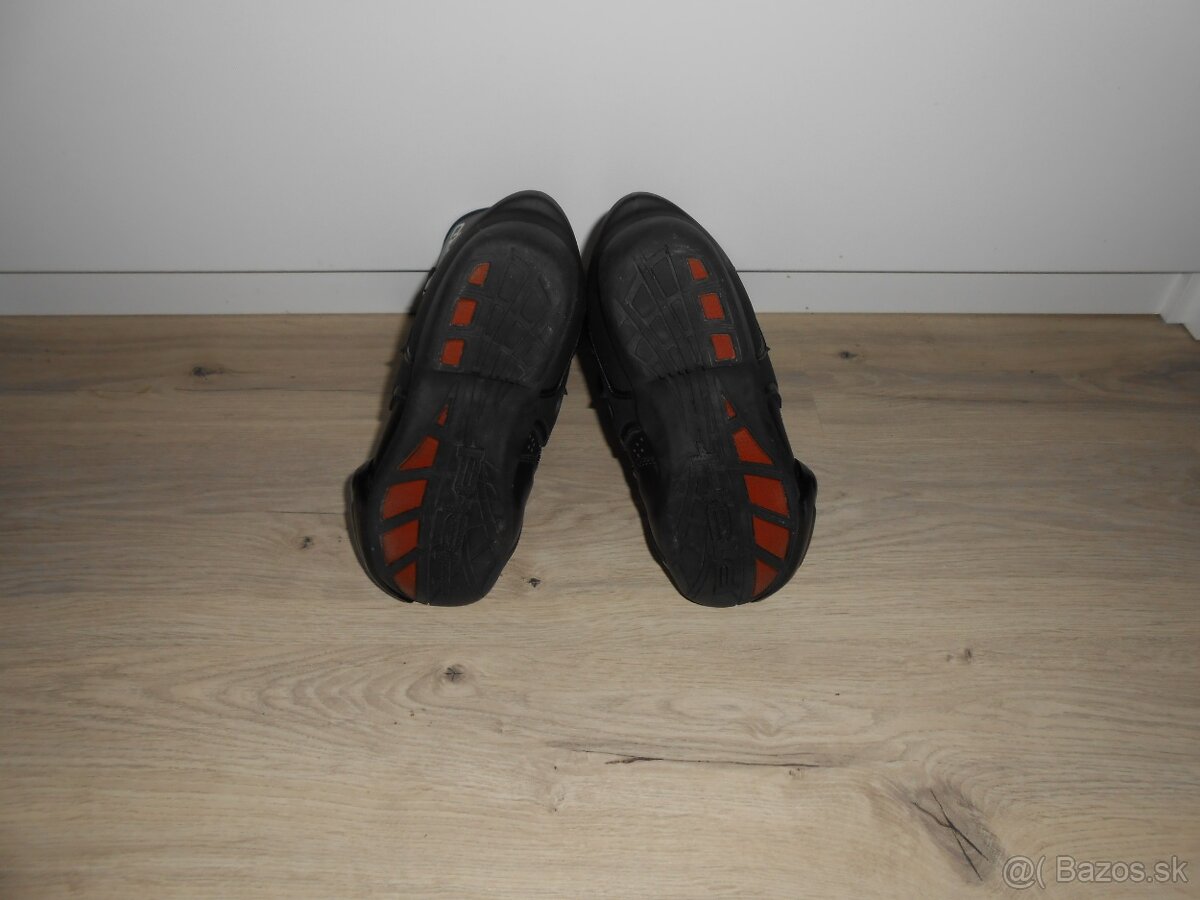 Predam len vyskusane damske kozene moto topanky HELD - 8