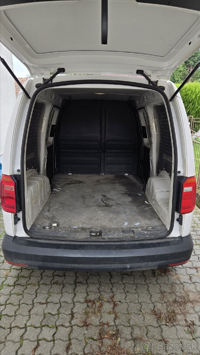 VW Caddy maxi 2.0tdi 110KW - 8