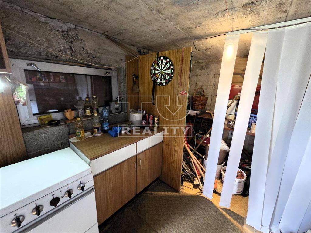 VÁŠ VLASTNÝ RAJ V PRÍRODE – CHATKA NAD DUBNICOU NAD VÁHOM - 8