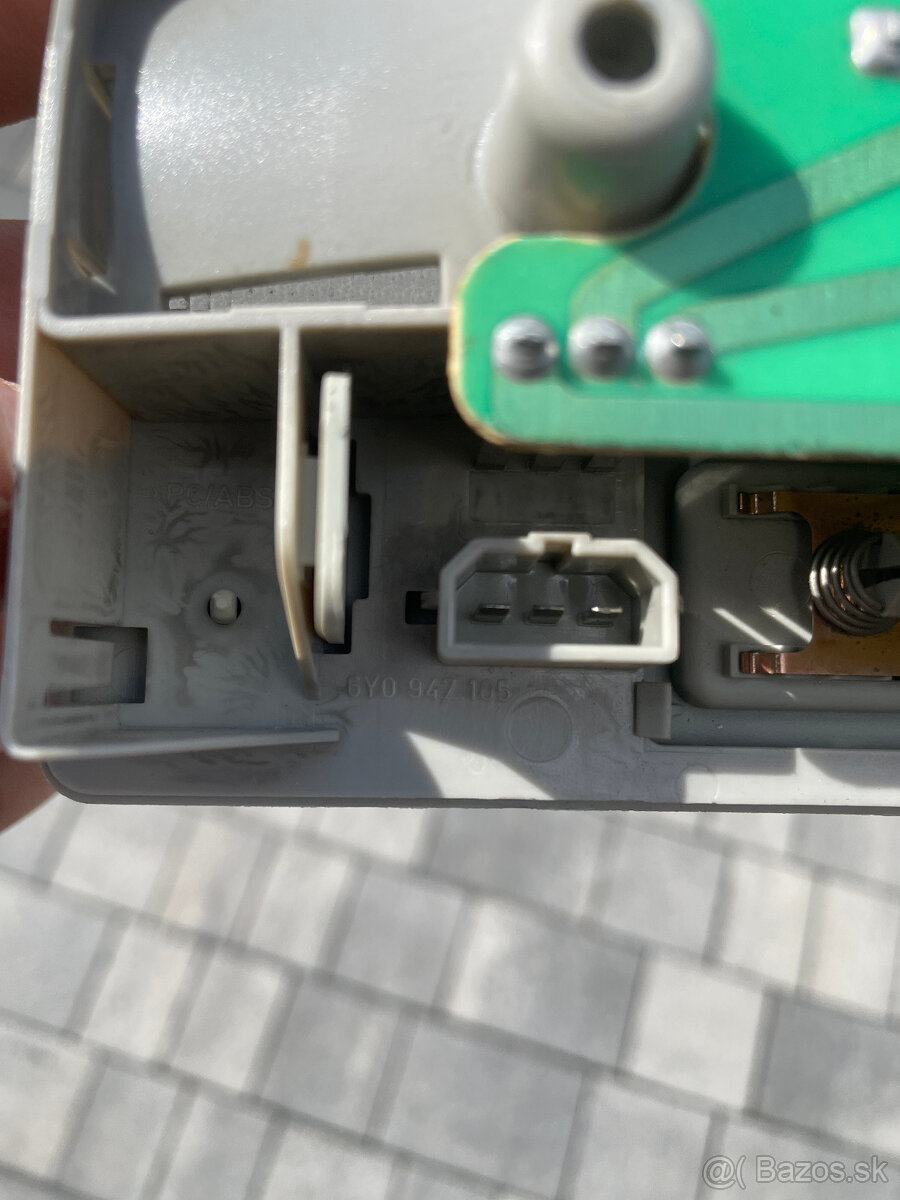 Predám vnútorné svetlo Škoda Fabia 1, Octavia 1, Seat Toledo - 8