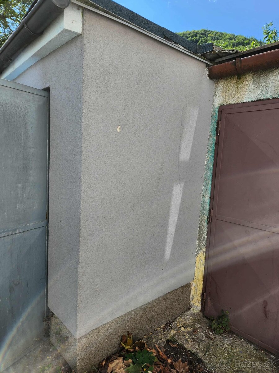 Garaz na Uhlisku - 8