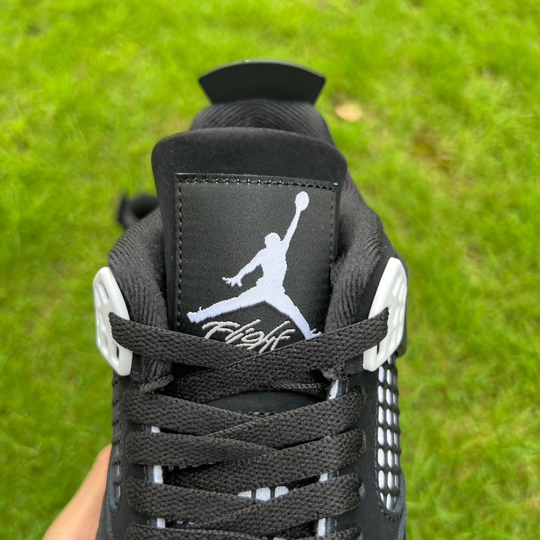 Air Jordan 4 Retro White Thunder - 8