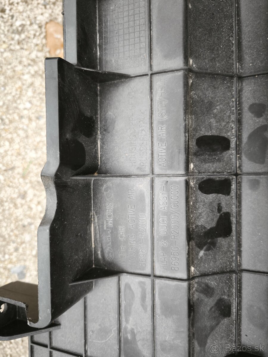 Kia Sportage 5 maska chladica Kia Sportage vzduchové vedenie - 8