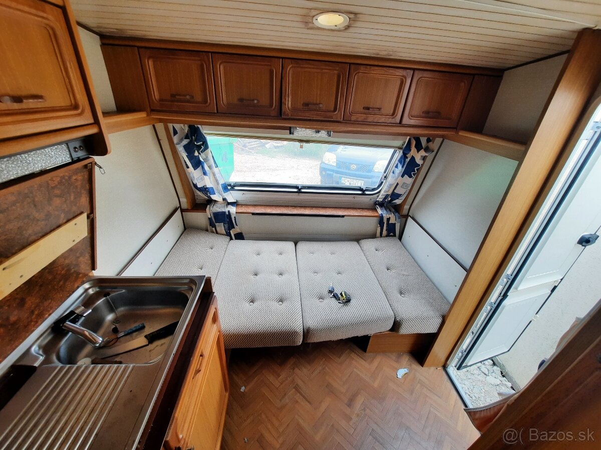 Karavan hobby de luxe - 8