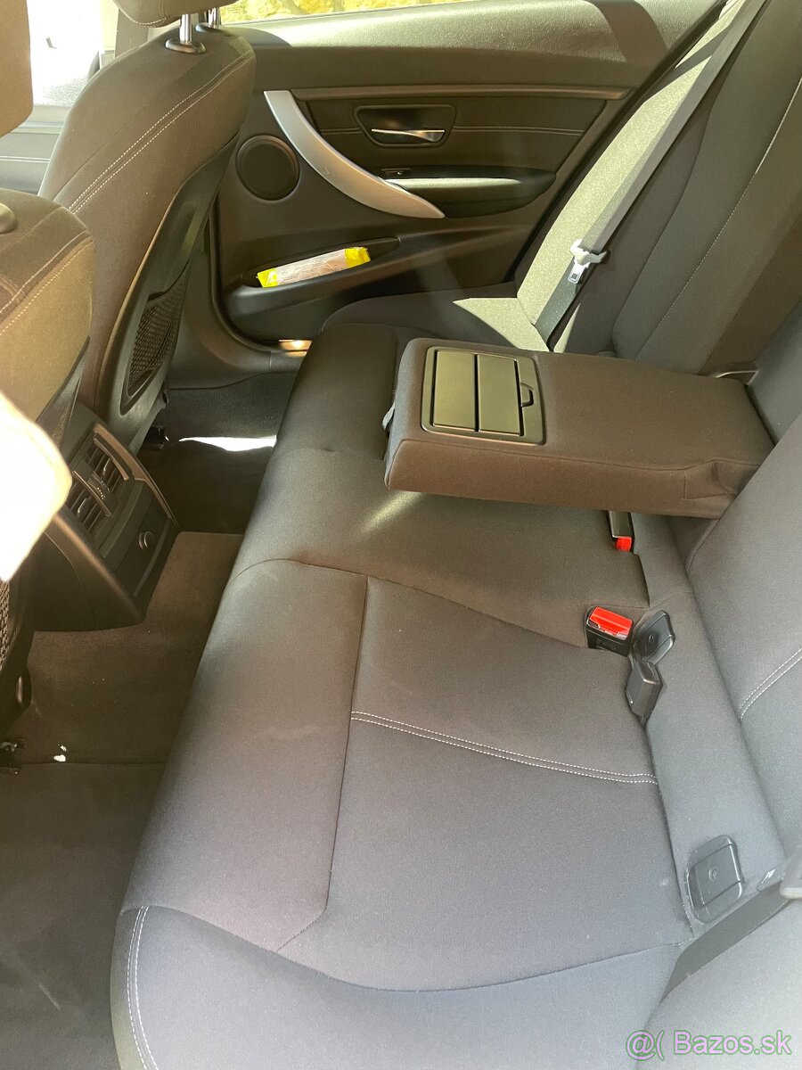 BMW 316d AA SEDAN - SPORT - 8
