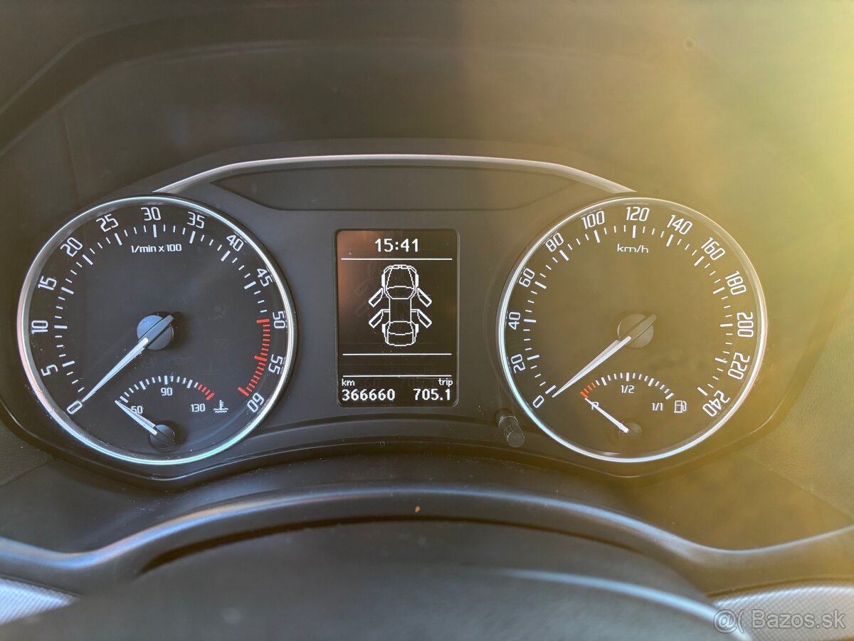 Škoda Octavia 2 2.0TDI 103 kW - 8