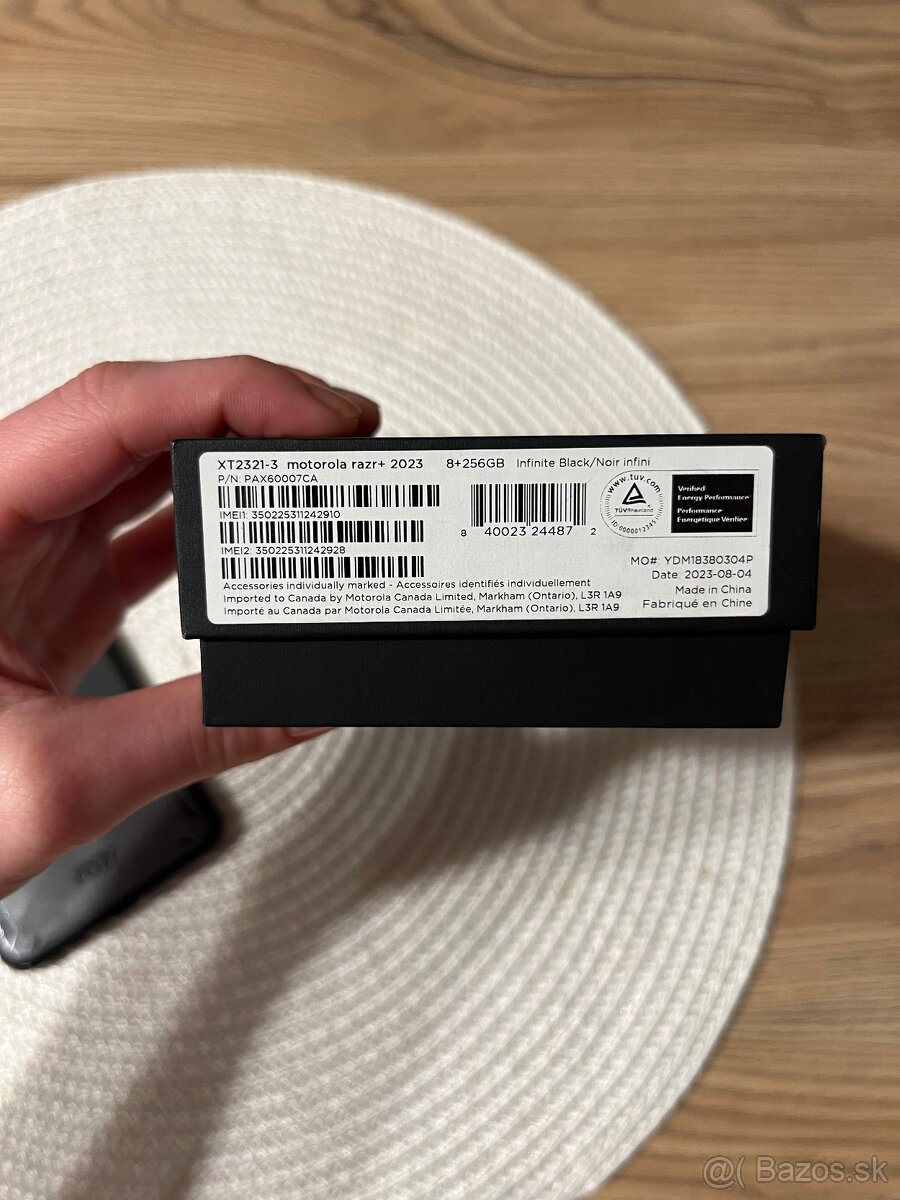 Motorolo Razr+2023 - 8