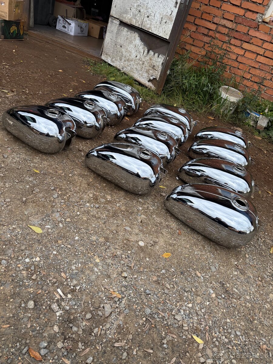 Nádrže Jawa čz - 8