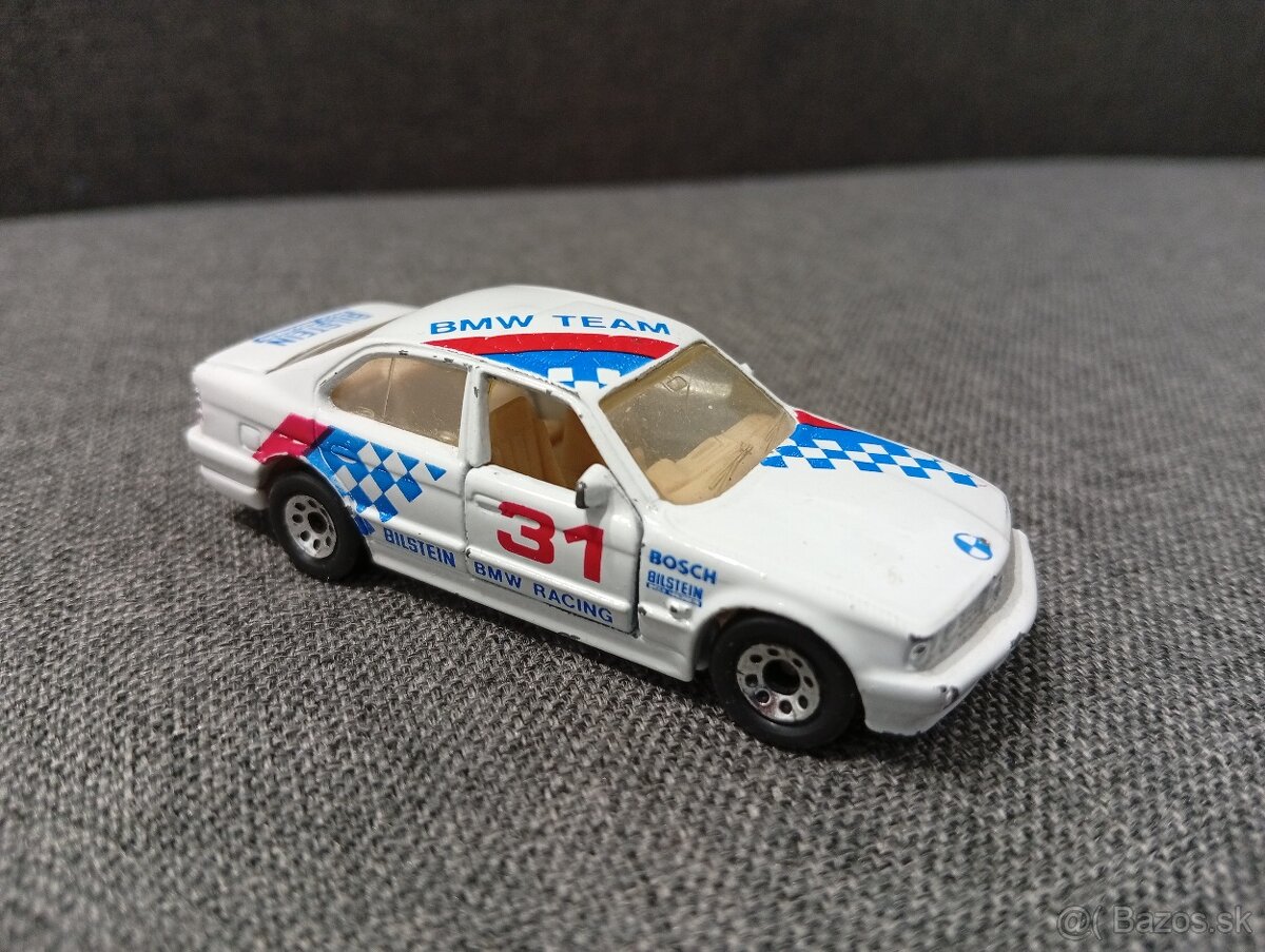 Predám 10x Matchbox - 8