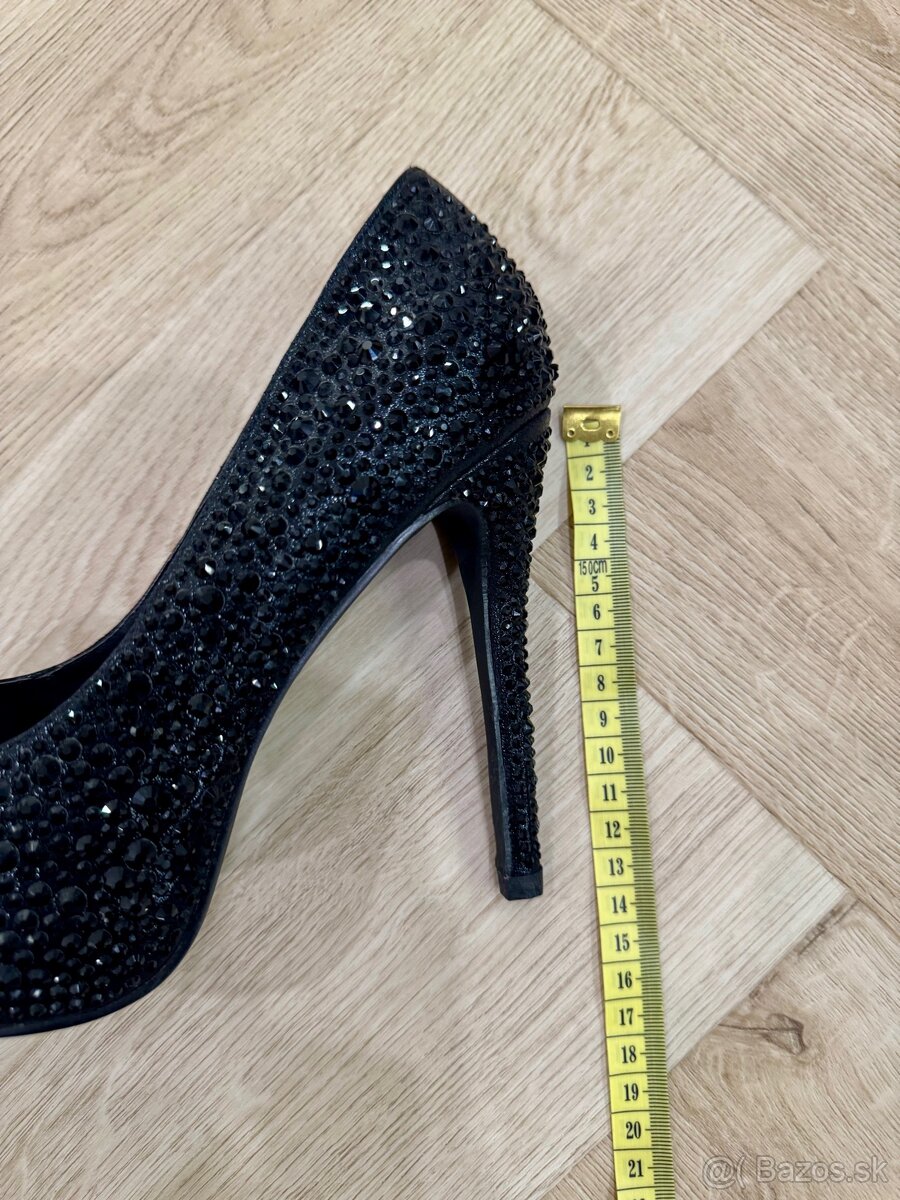 STEVE MADDEN čierne lodičky s platformou - 8