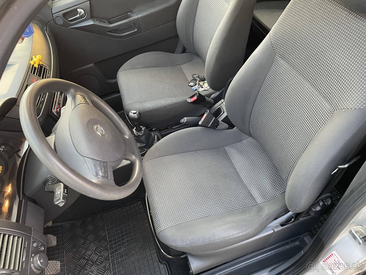 Opel Meriva 1,4 benzín 66 Kw 90PS 107 tis km STK do 9.4.2027 - 8