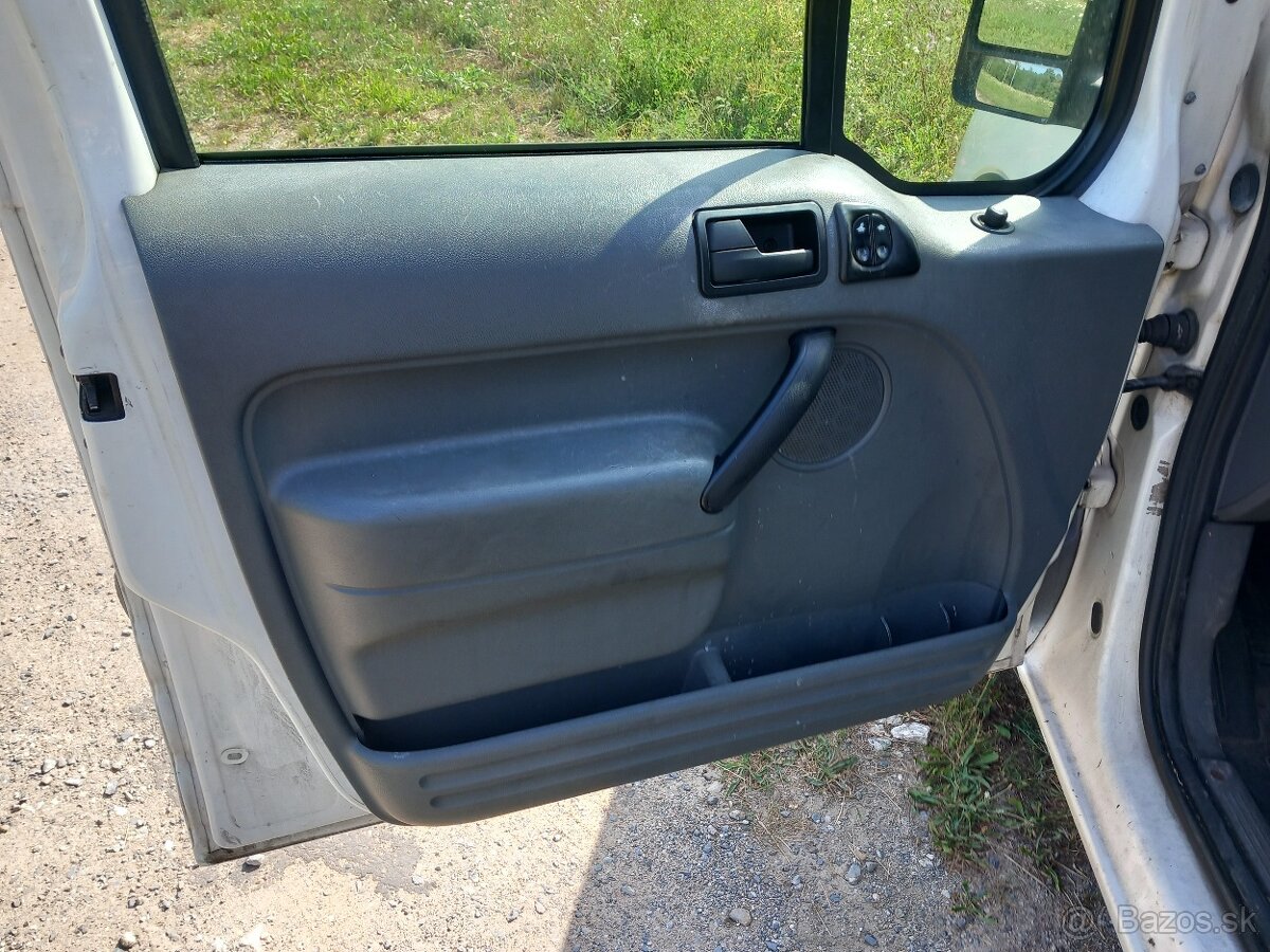 Ford Transit Connect 1.8 TDCi ,rok 2005 - 8