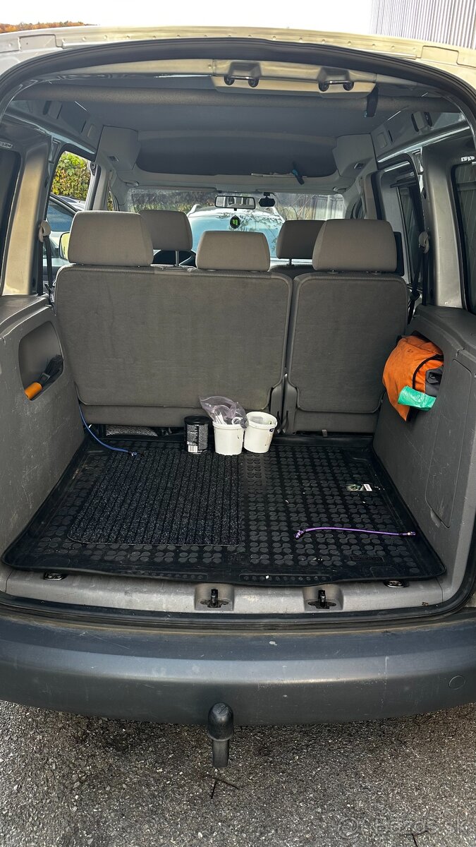 Volkswagen Caddy Life 1.9 TDI 77kW - 8