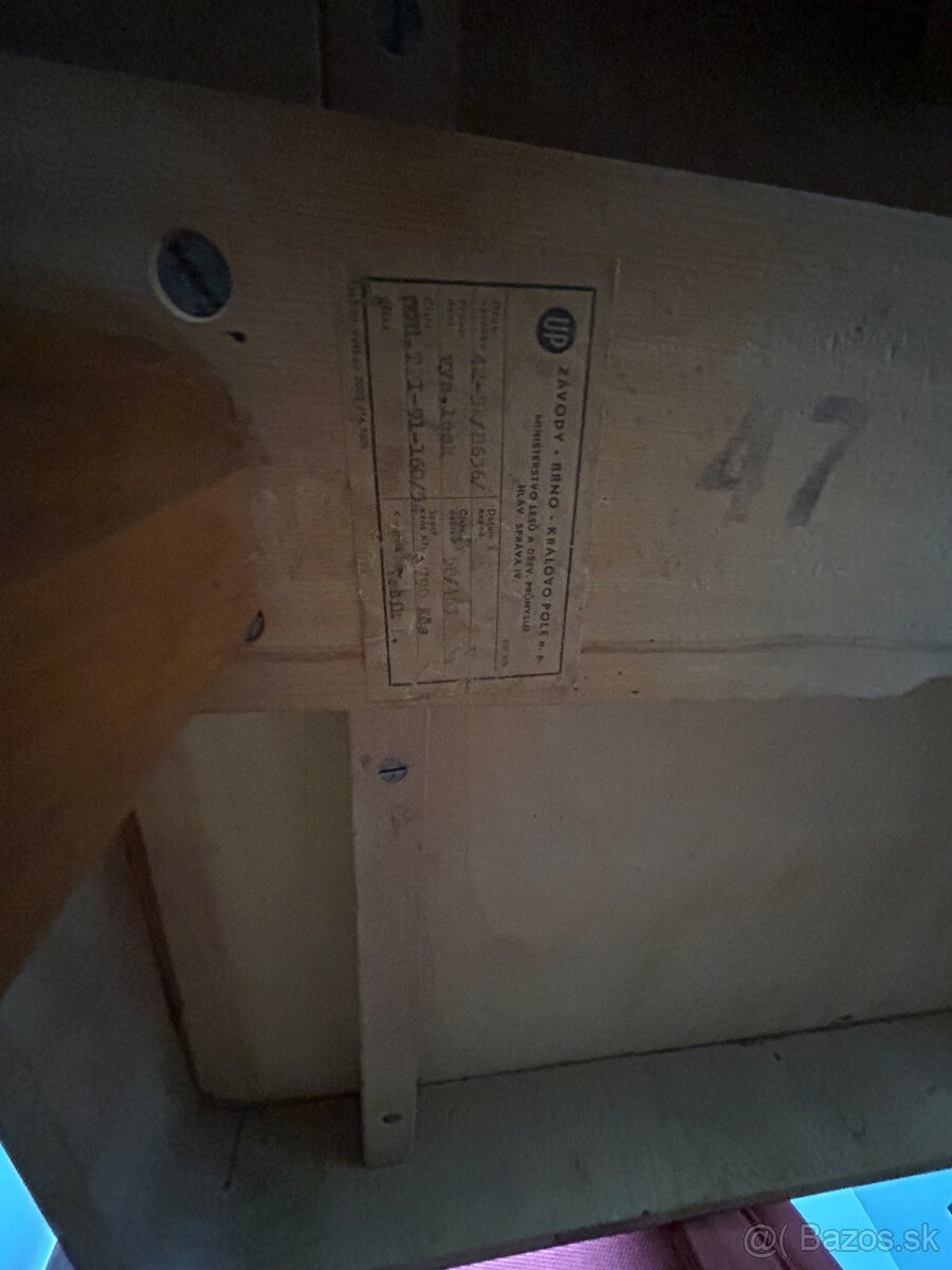 Stôl Halabala rozkládací a 4 stoličky lízátka H-214 - 8