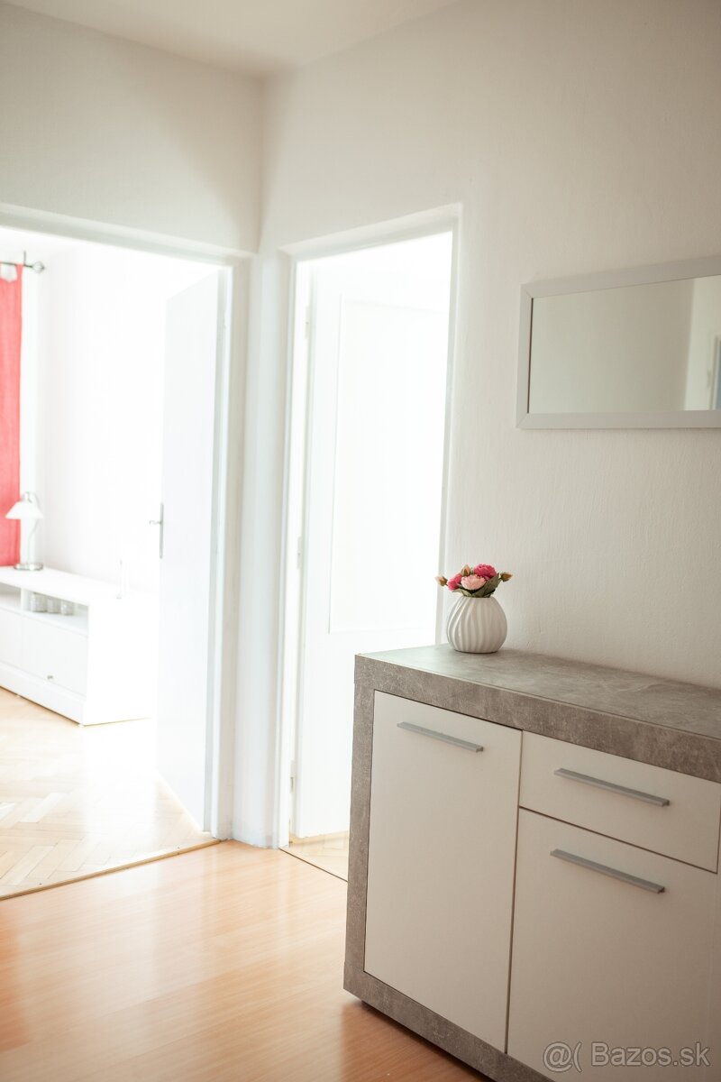 4,5 izbový byt BB - 8