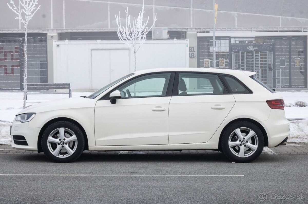 Audi A3 Sportback 1.4 TFSI Attraction, 92kW (2014) - 8