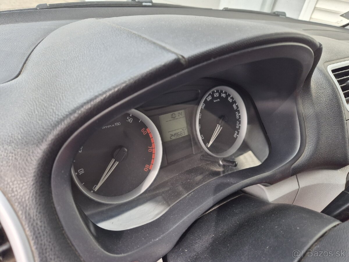 Škoda Fabia II 1.4 16v LPG - 8