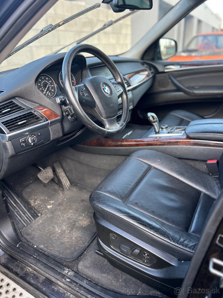 ROZPREDÁME BMW X5 E70 3,5sd 210kw 2011 - 8