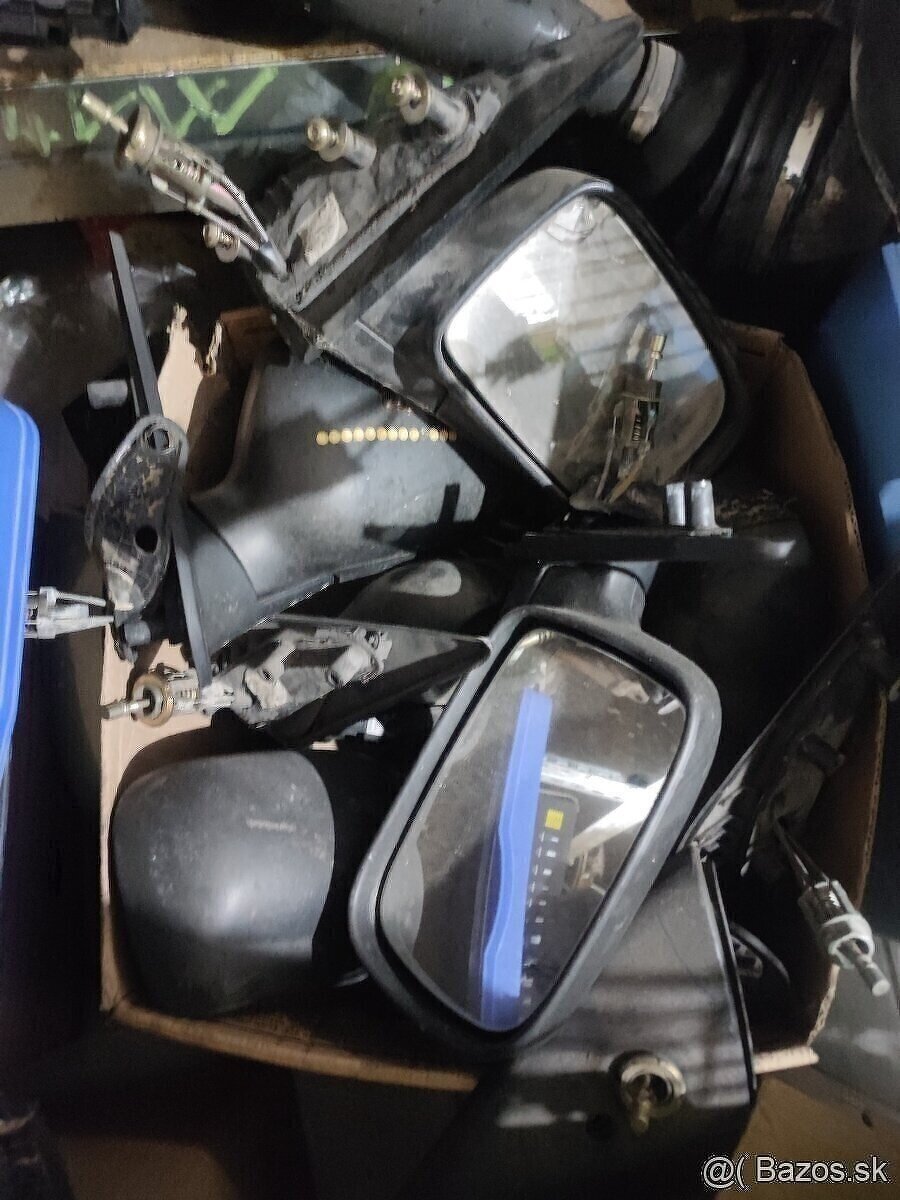 Predám predné zadné svetlo spätné srkadlo škoda felicia - 8