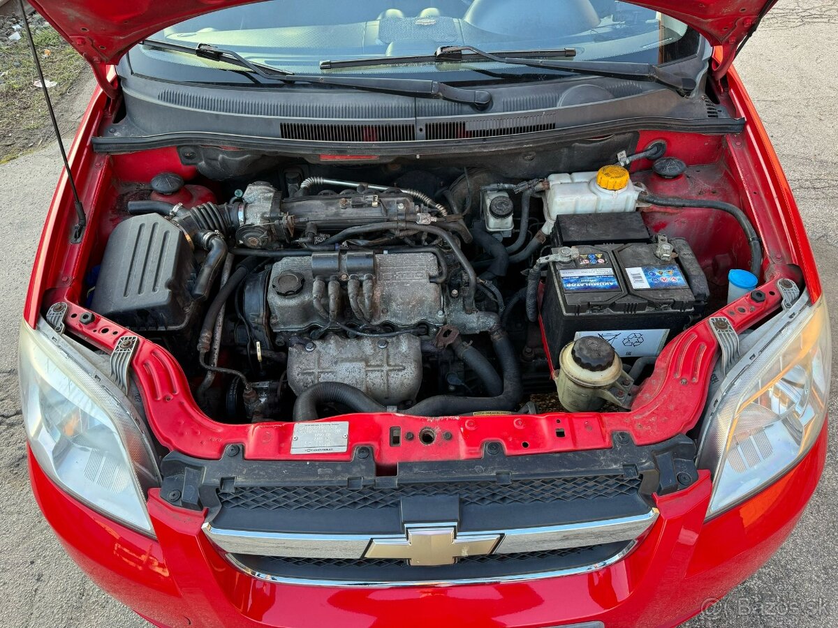 Chevrolet Aveo 1.2 8v Komfort - 8
