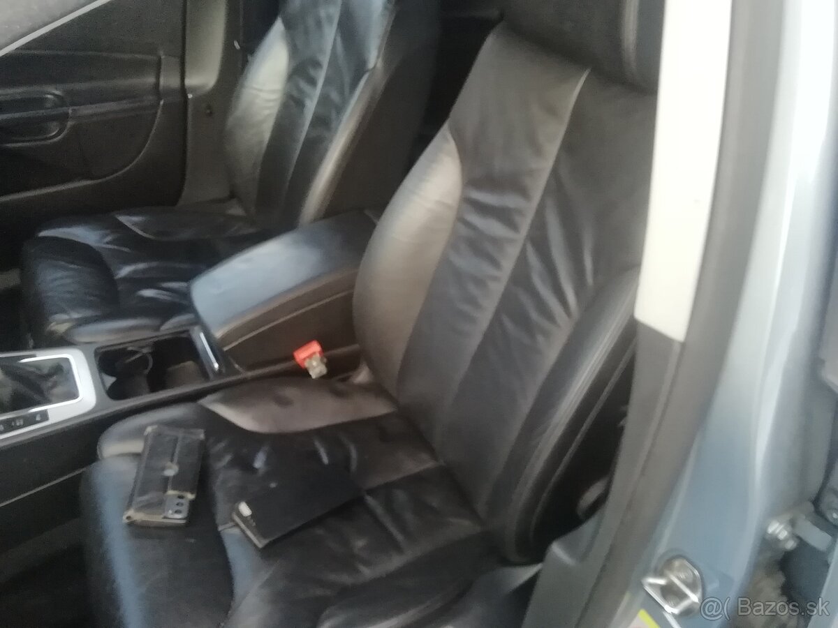 Rozpredám volkswagen passat b6 combi 2,0 tdi - 8