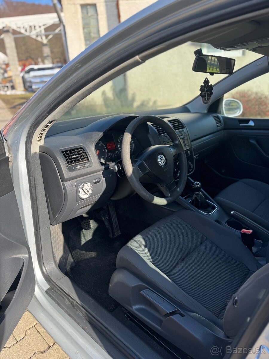 Predam Volkswagen Golf 5 - 8