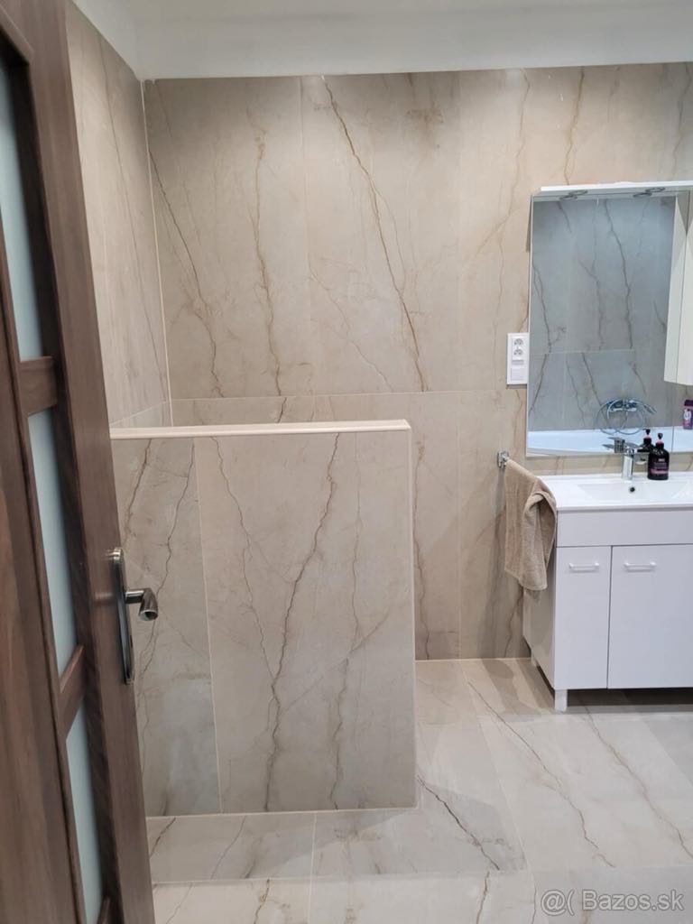 Na predaj rodinný dom, Moča - 8