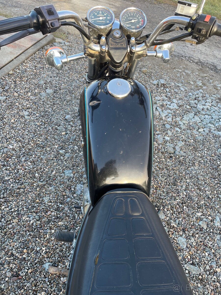 Suzuki gn 125 - 8