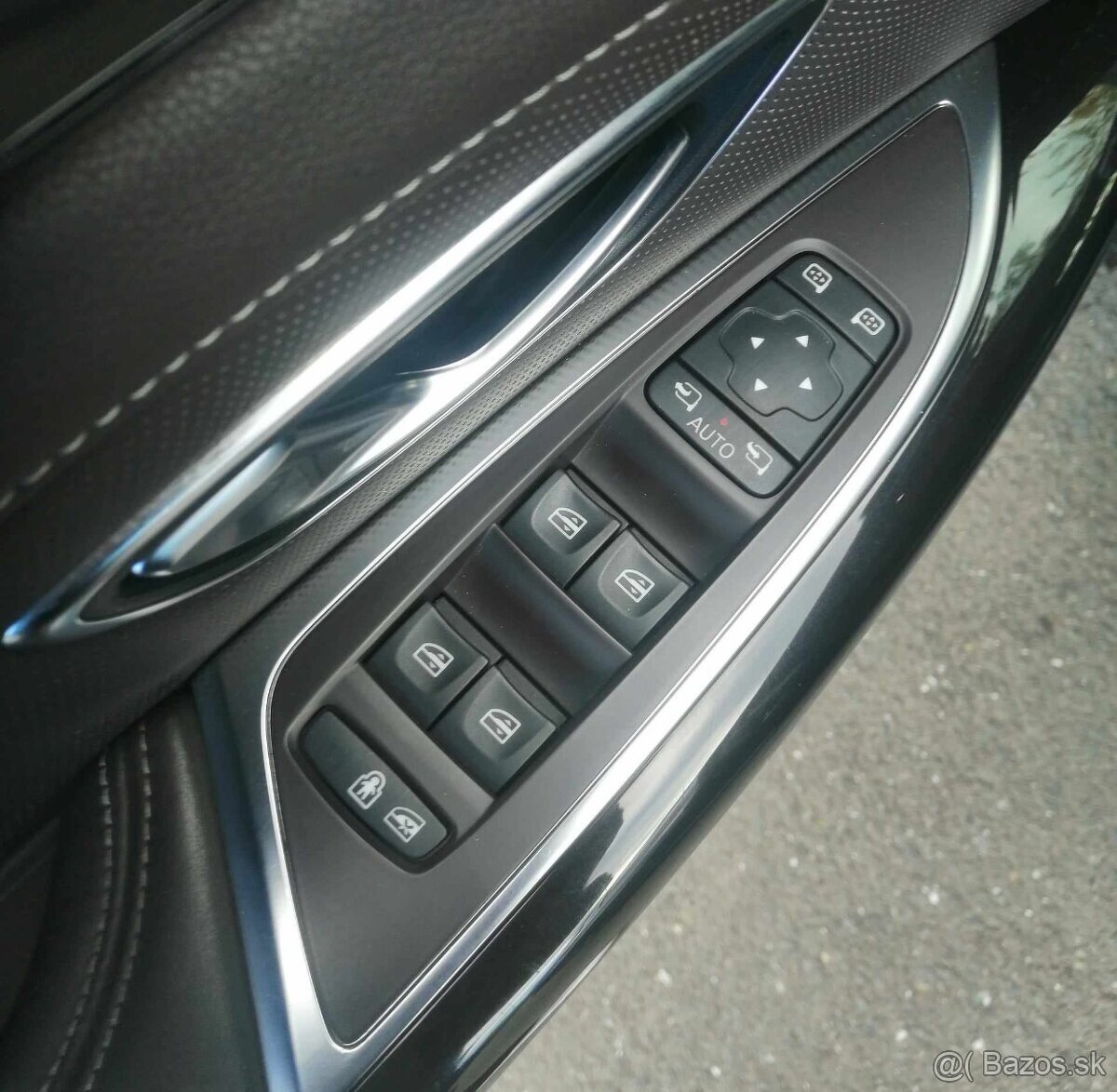 Espace Initiale Paris - 8