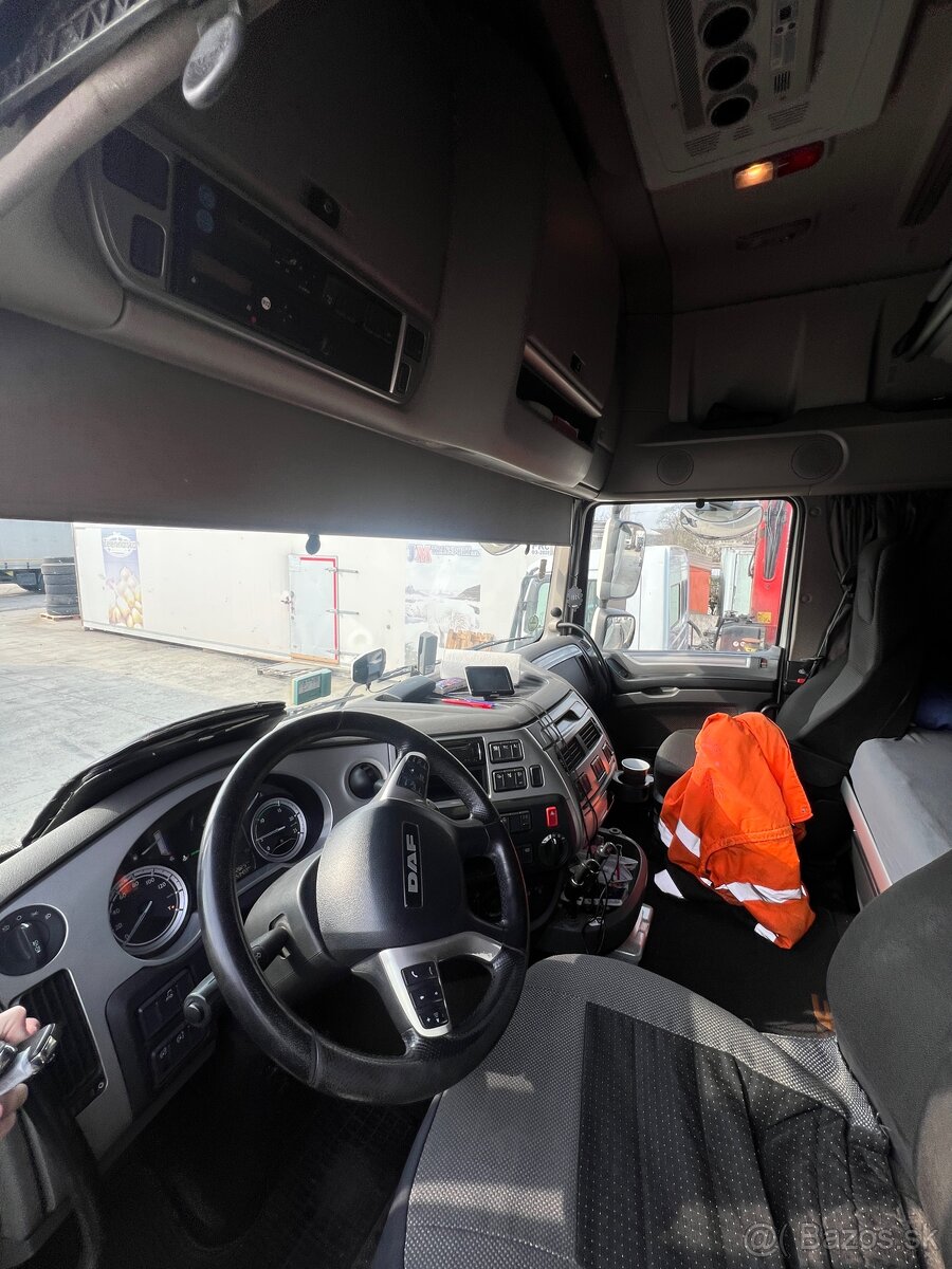 DAF XF 460 skriňa - 8