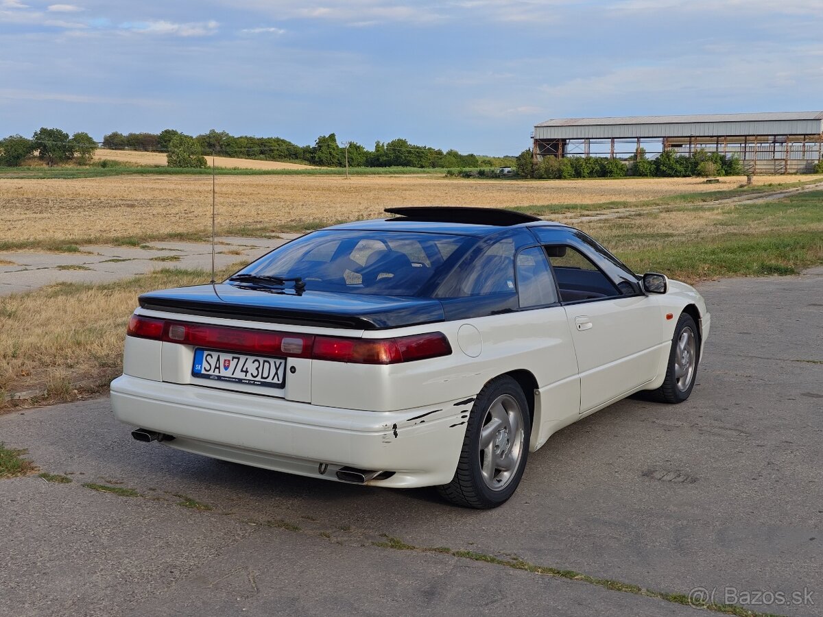 Subaru SVX 3.3 H6 24V - 8