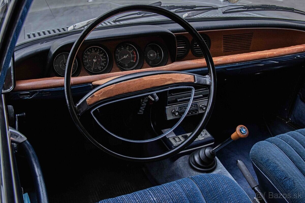 BMW 2000CS - 8