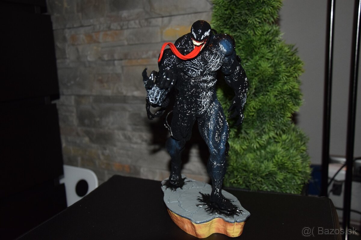 Figurka Venom - 8