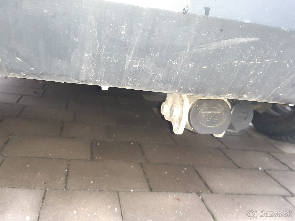 Dacia Lodgy 1.2 (7 miest) - 8