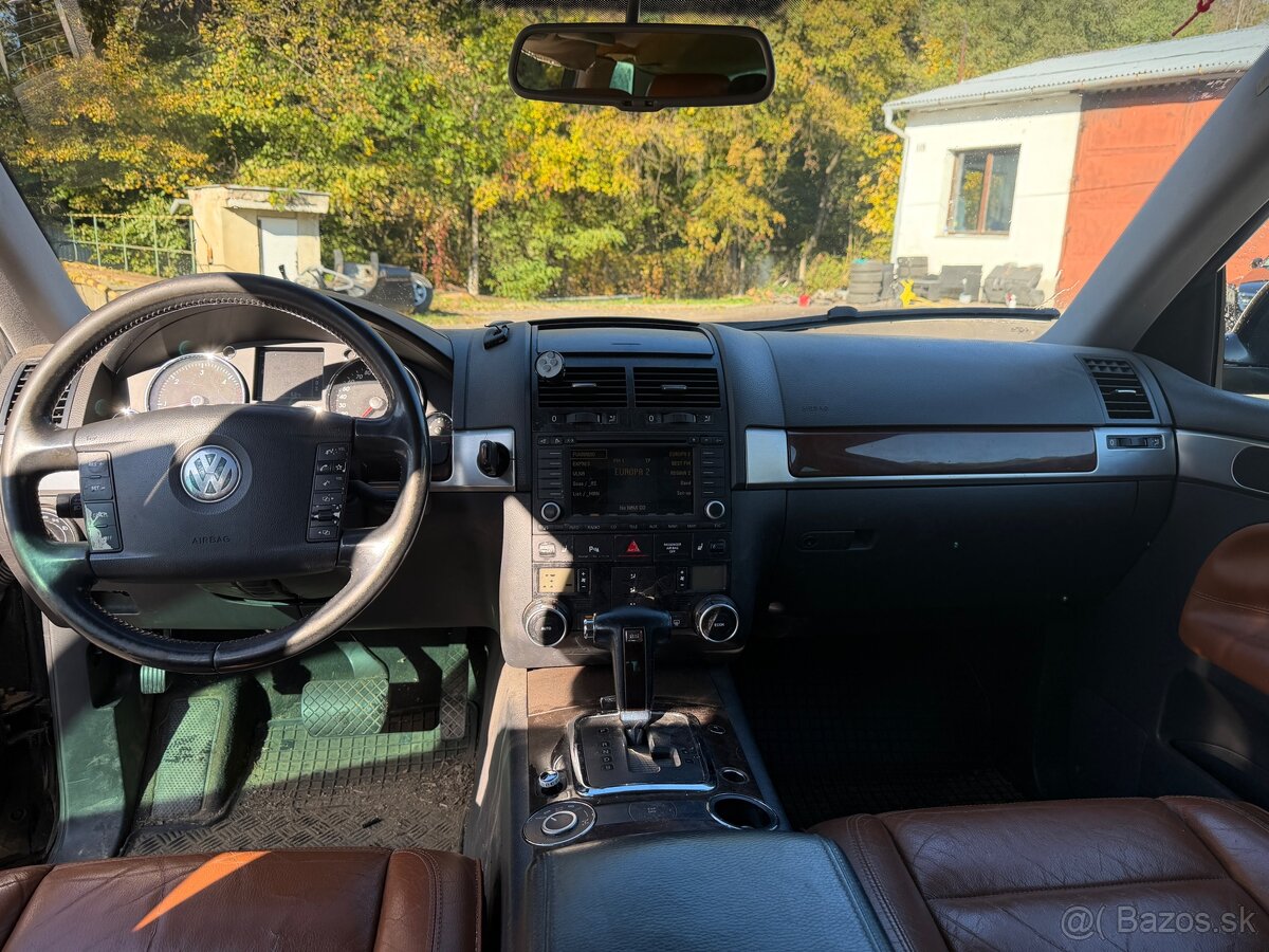 Touareg 2.5 TDi na náhradné diely - 8