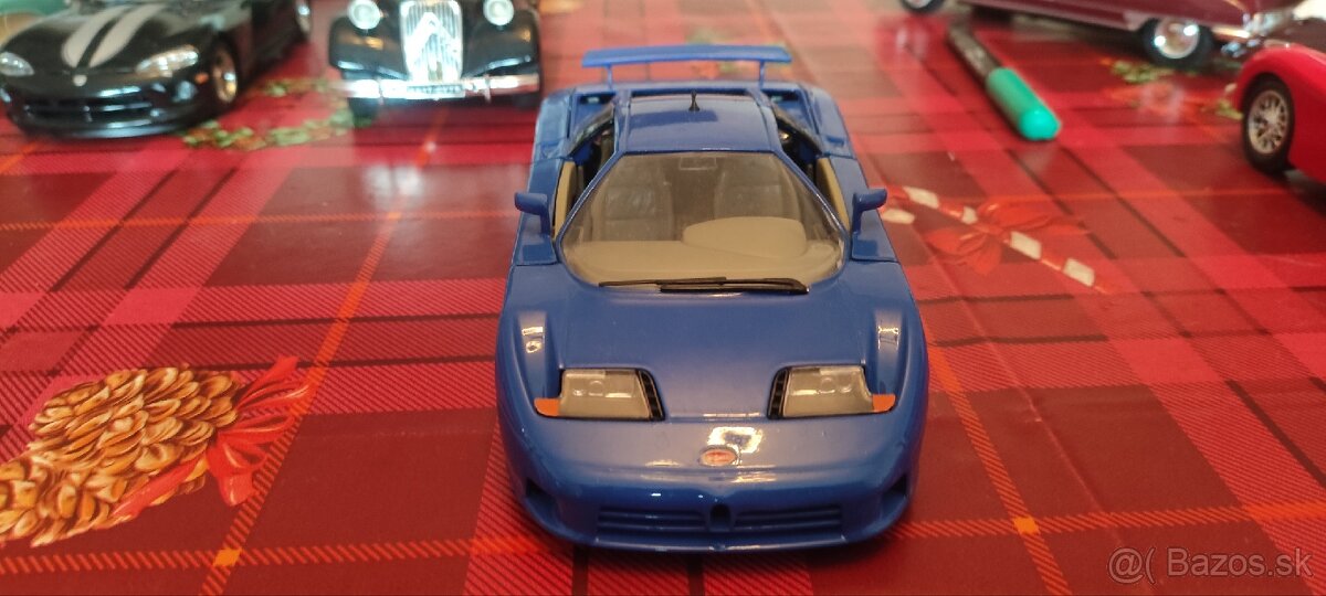 1/24 burago welly - 8