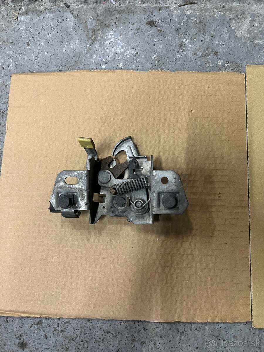 Rozpredam diely Volvo V50 - 8