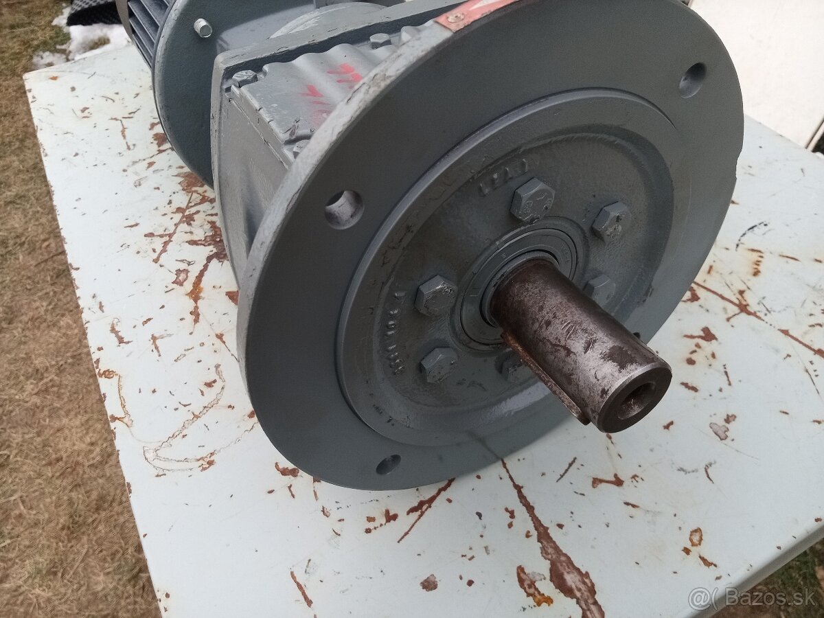 Priama prevodovka s elektromotorom 1,5kW.. - 8