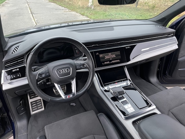 Audi Q7 S-line - 8