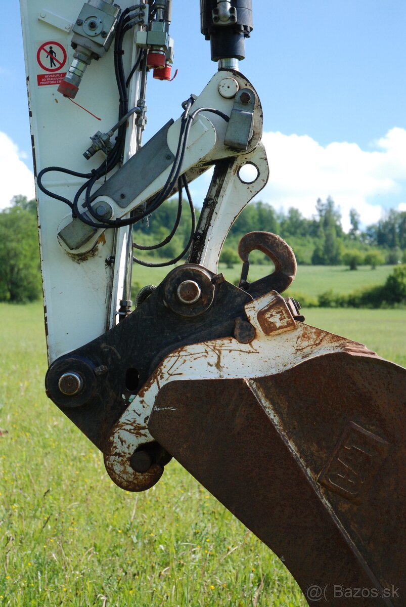 Caterpillar CAT M313D - 8