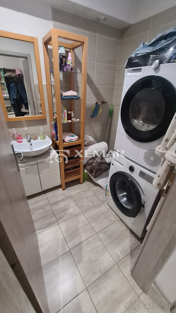 Na predaj 3-izbový byt v Hriňovej - 8