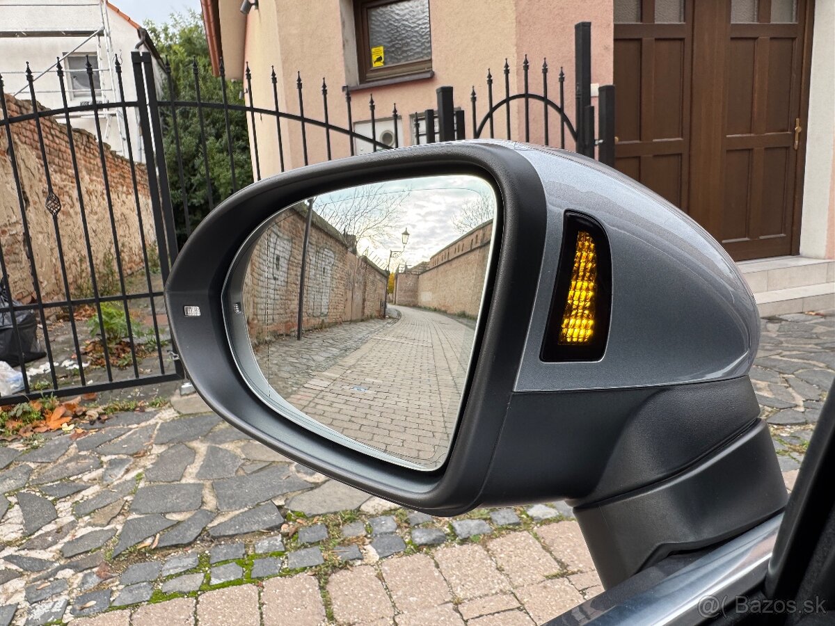 Volkswagen Passat Variant model 2021 - 8