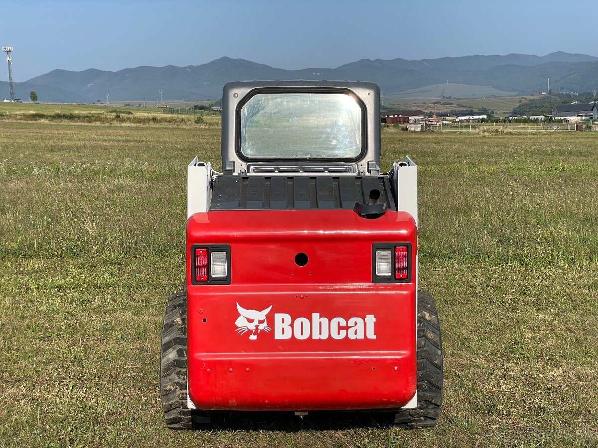 Šmykom riadeny nakladač Bobcat S130 , 753,763,773 - 8