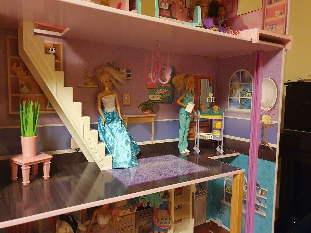 Drevený domček Barbie s obytným autom Barbie - 8