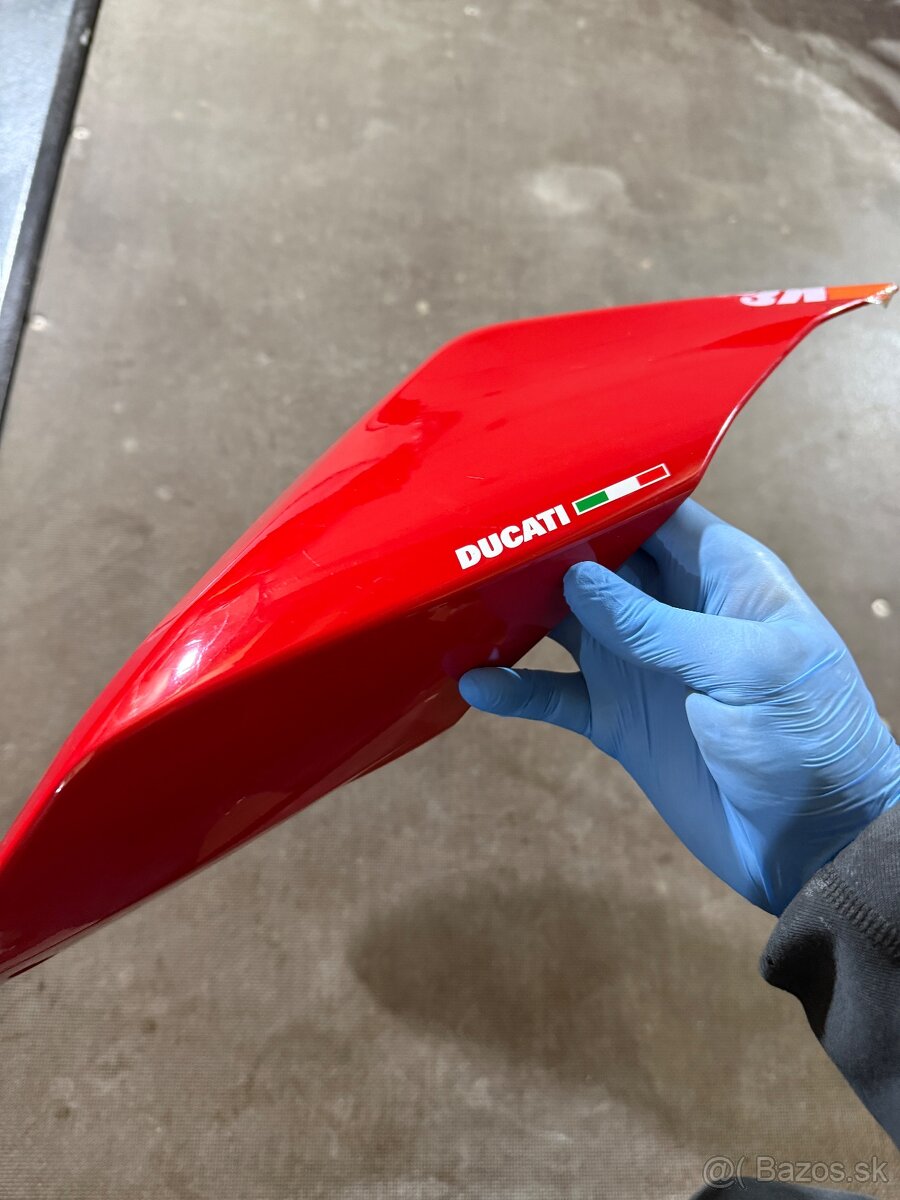 Plasty na DUCATI Panigale V4S - 8