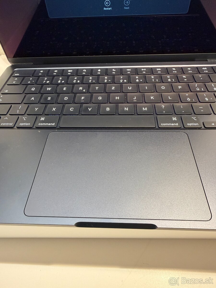 Macbook Air 2025 24RAM 512GB SSD - BLACK - 8