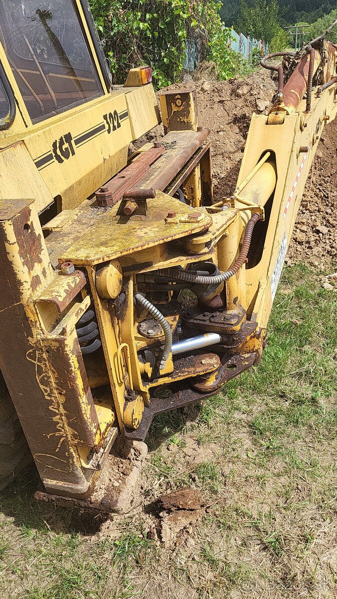 Traktorbager/bager / 4x4 / nakladač, cat, - 8