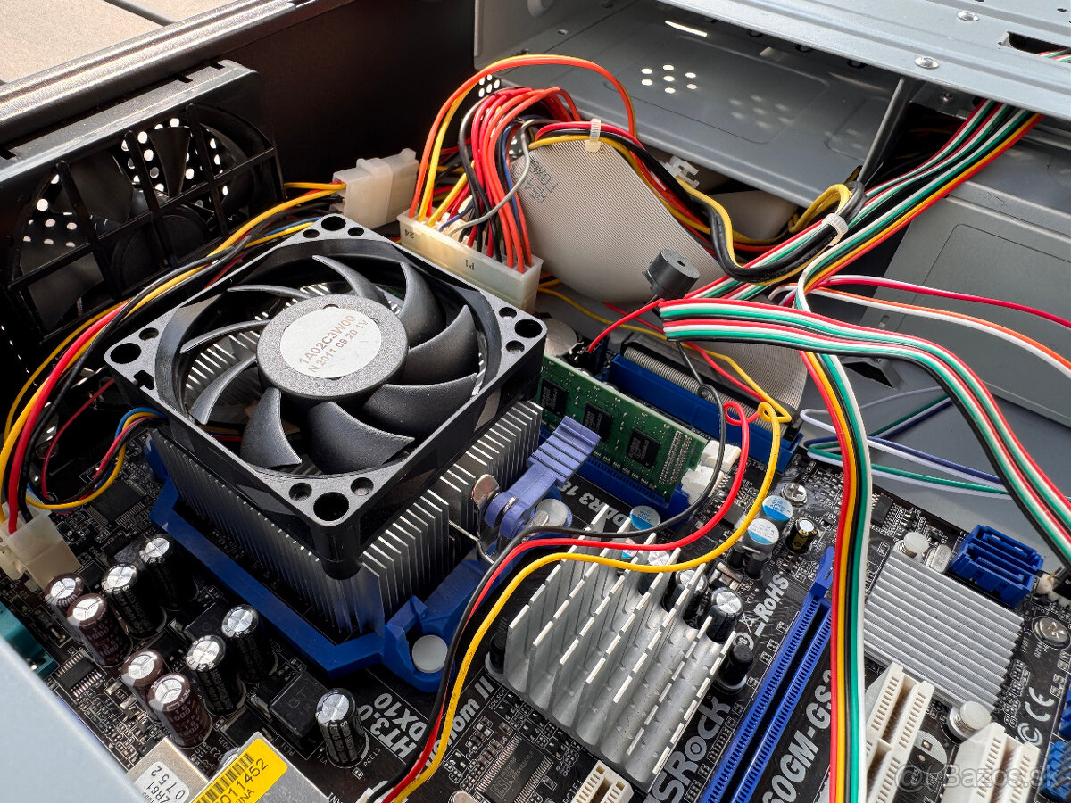 Počítač AMD Phenom II, 2GB - Bez HDD a OS - 8