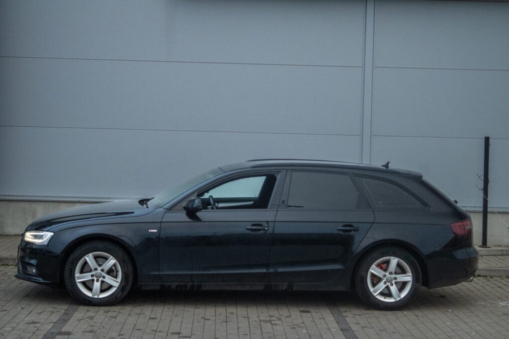 Audi A4 Avant 2,0 TDI 130 KW Multitronic AT8 - 8